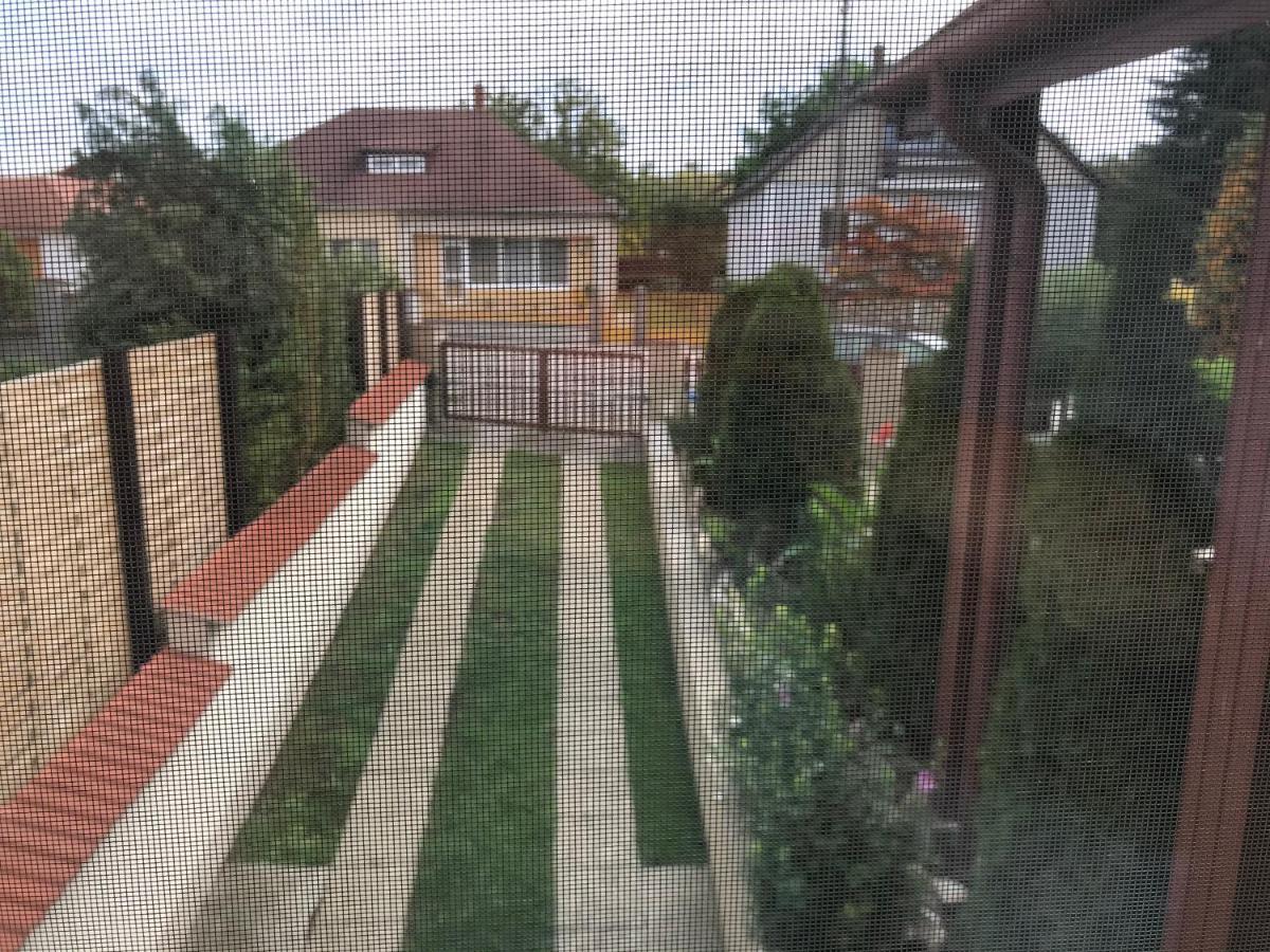 Apartman Tinasol Mosonmagyaróvár Exteriör bild