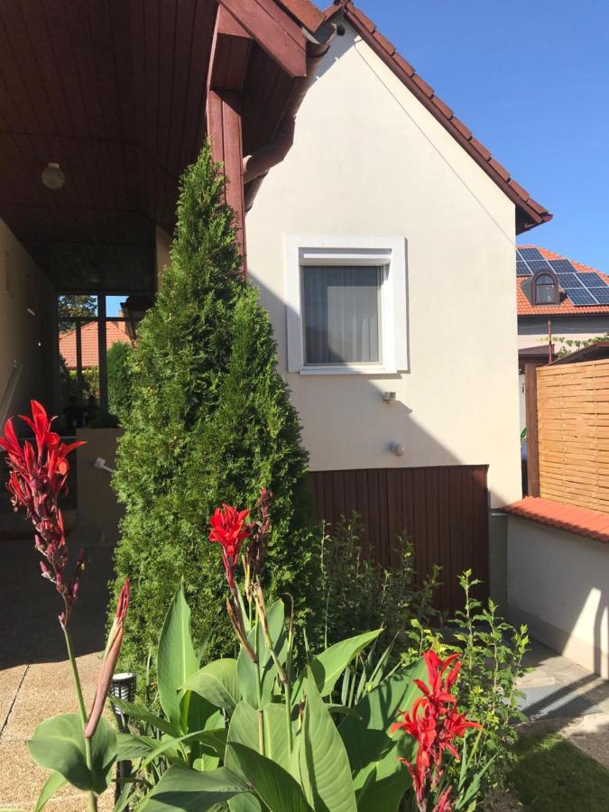 Apartman Tinasol Mosonmagyaróvár Exteriör bild