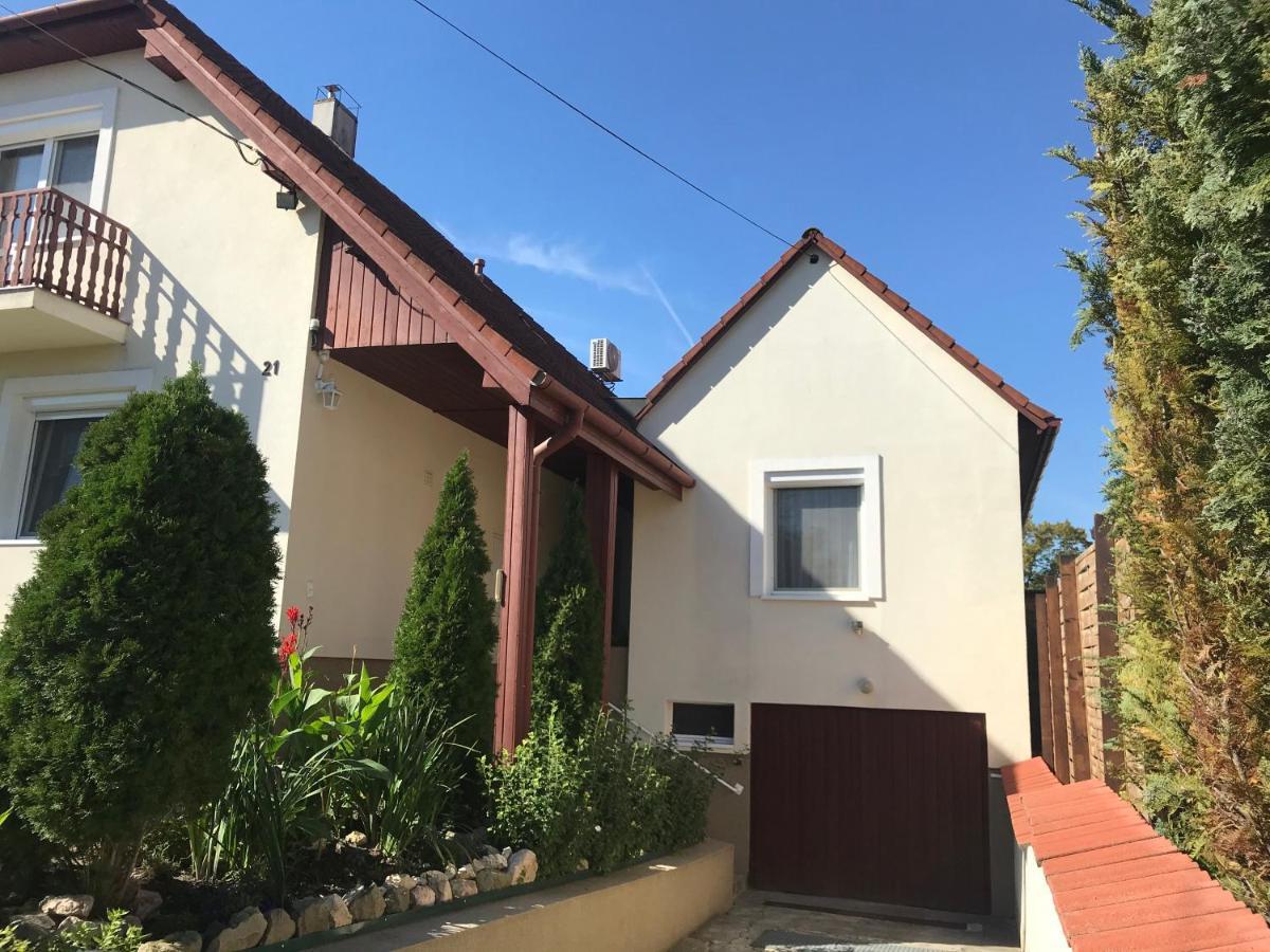 Apartman Tinasol Mosonmagyaróvár Exteriör bild