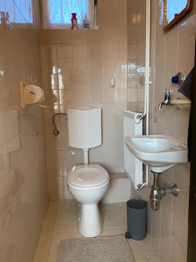 Apartman Tinasol Mosonmagyaróvár Exteriör bild