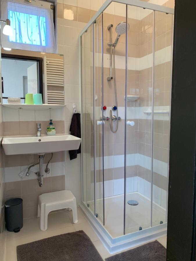 Apartman Tinasol Mosonmagyaróvár Exteriör bild