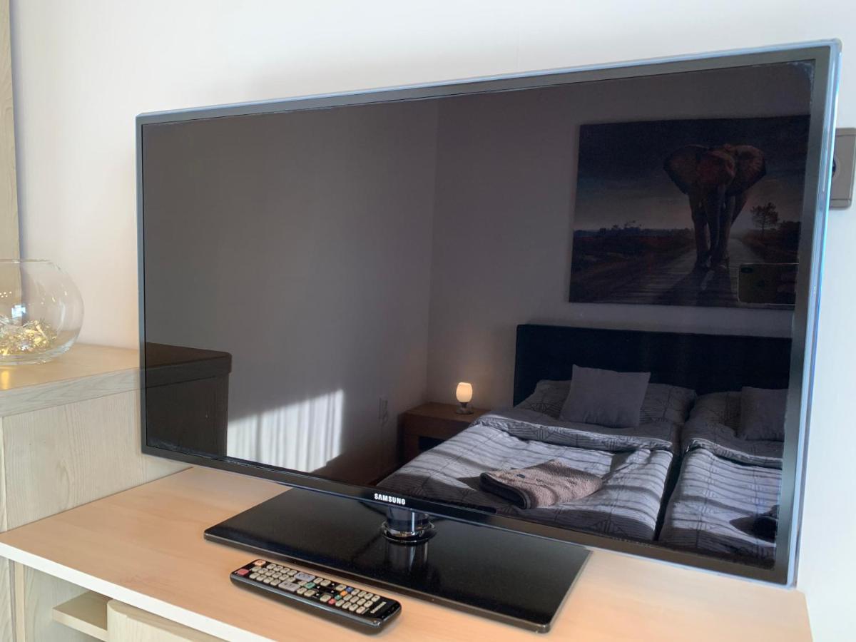 Apartman Tinasol Mosonmagyaróvár Exteriör bild