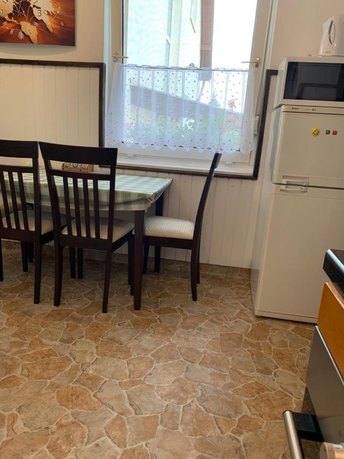 Apartman Tinasol Mosonmagyaróvár Exteriör bild